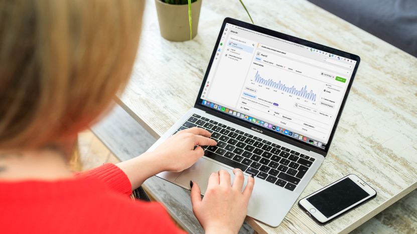 Přečtěte a vyzkoušejte si náš rychlý návod na nasazení Facebook Pixelu!